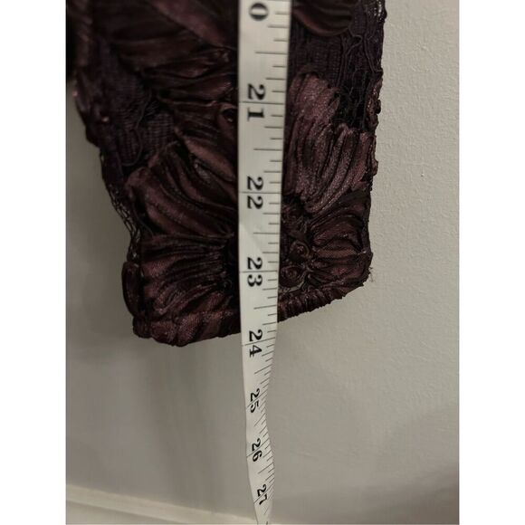 NWT Express Eggplant Purple Long Sleeve V Neck Lace Bodysuit Medium Floral Date - Picture 10 of 14